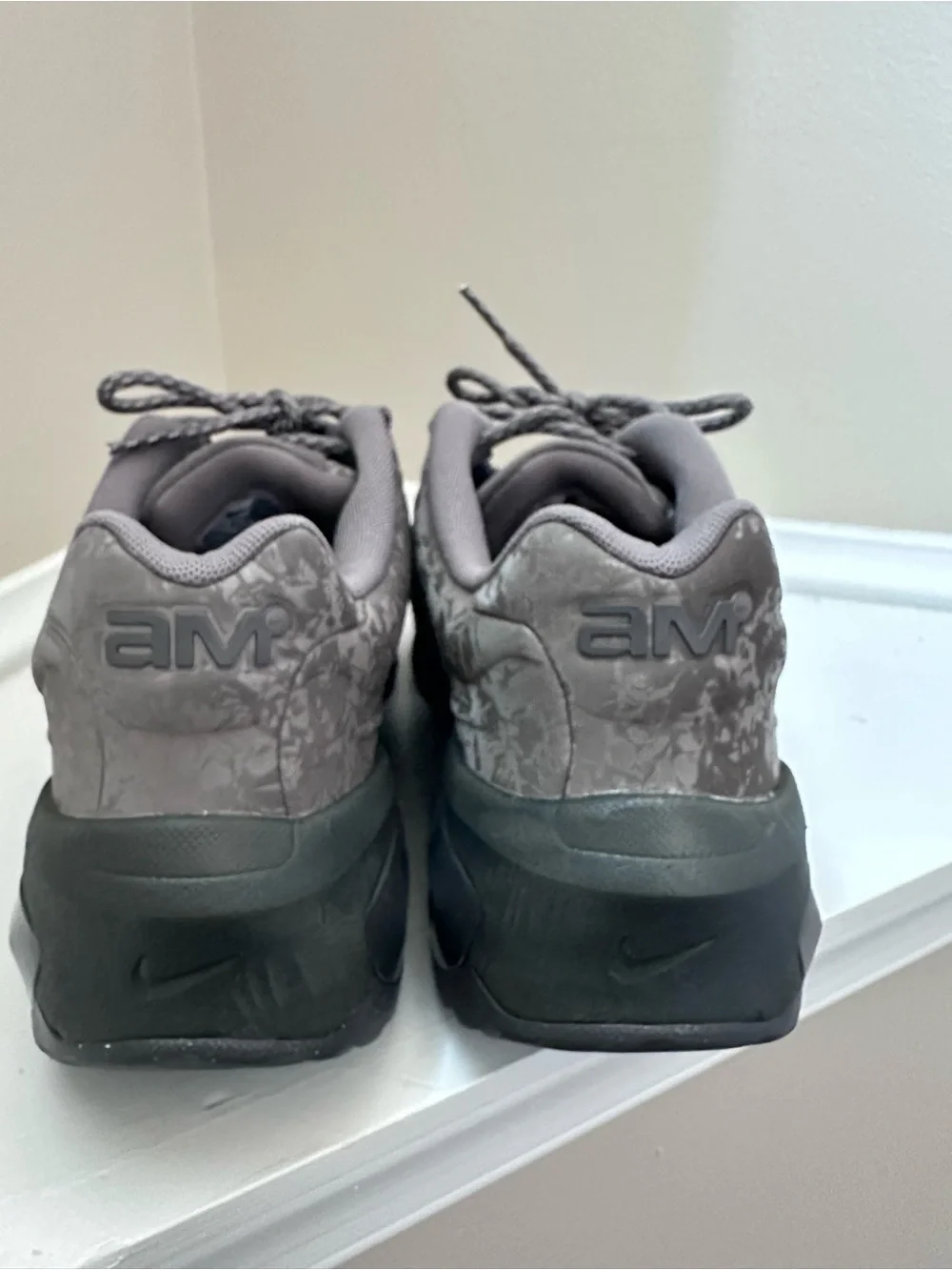 Nike Gray Marbled Running Sneakers